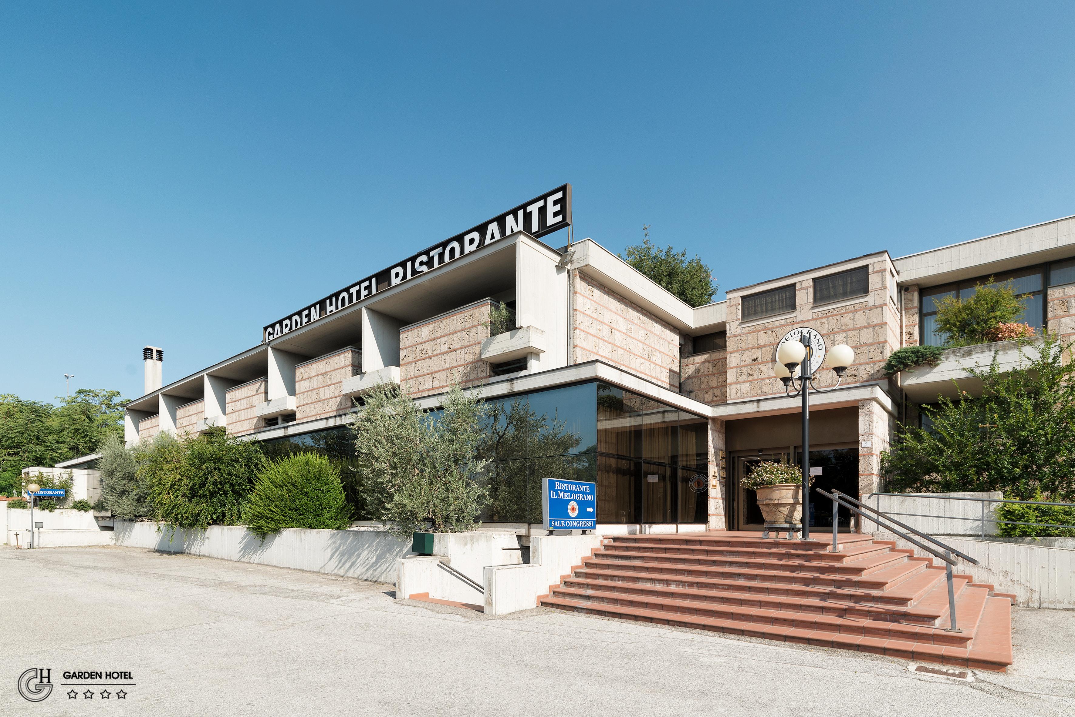 Hotel Garden Terni Esterno foto